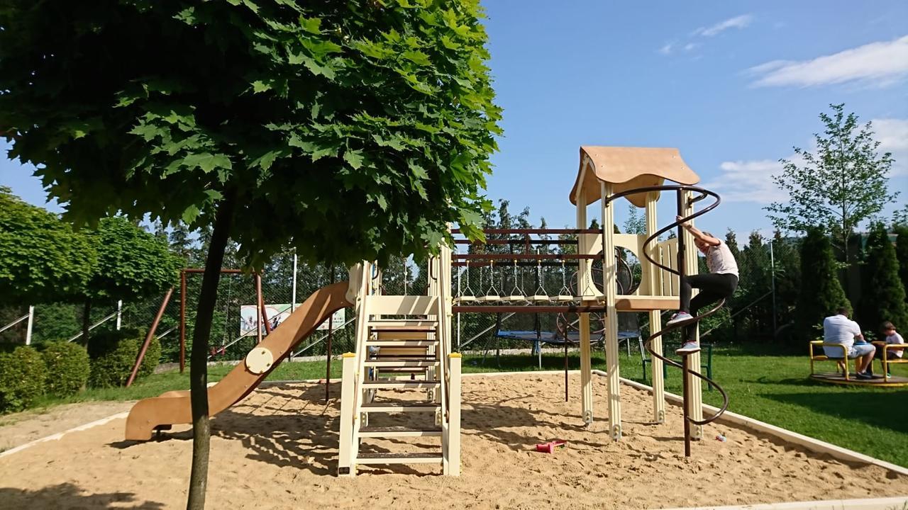 Hotel Sahara Bielsko-Biala Bagian luar foto