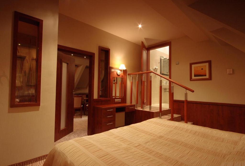 Hotel Sahara Bielsko-Biala Ruang foto