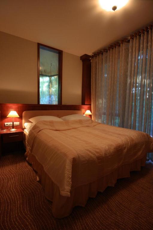 Hotel Sahara Bielsko-Biala Ruang foto